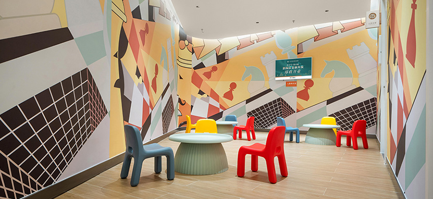 若你帶着小朋友睇牙，童趣園嘅趣味能讓天性好動嘅小寶寶瞬間樂喺其中，避免你分心分神。